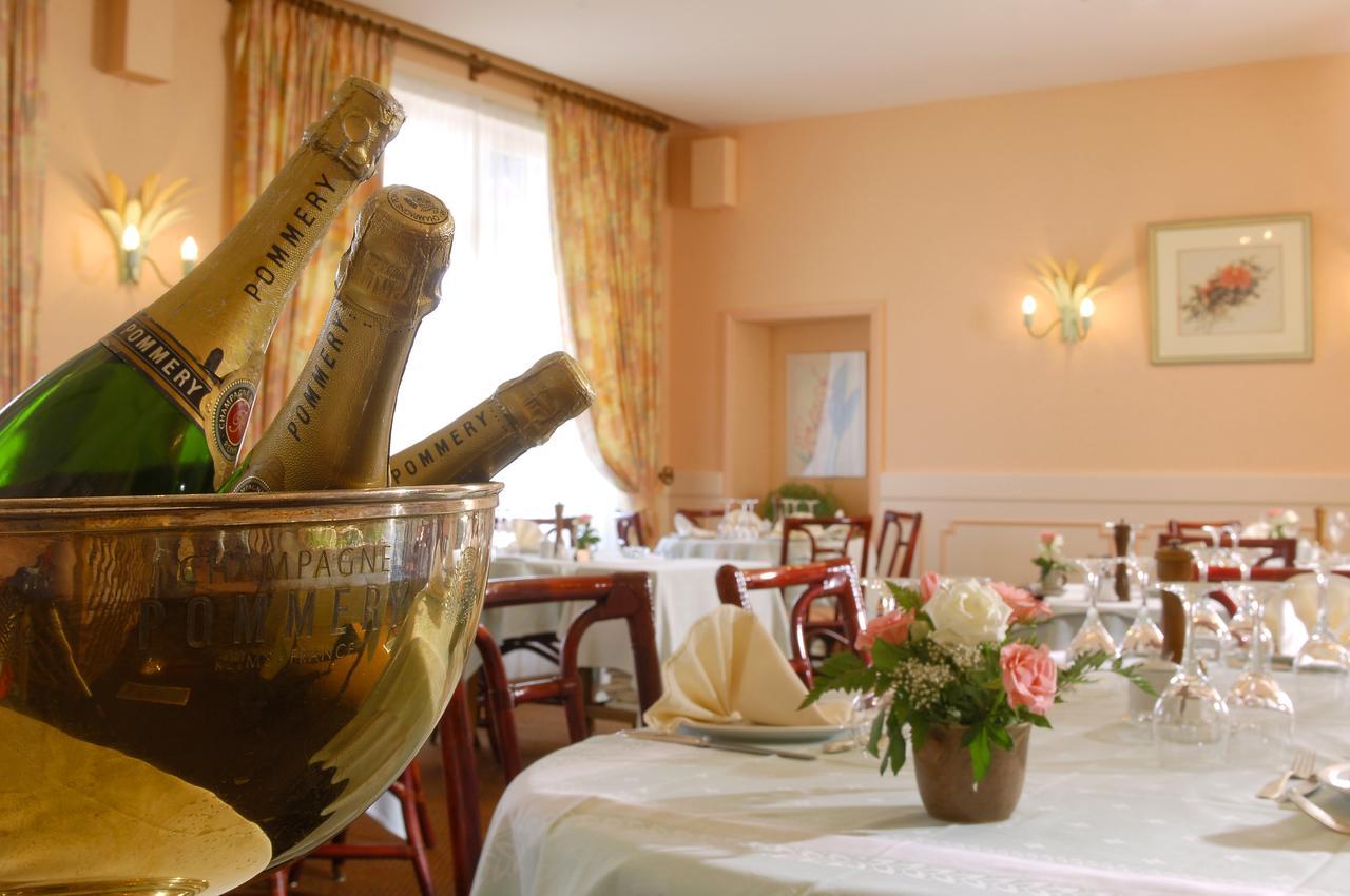 Hotel Restaurant Le Parc Moulins  Kültér fotó