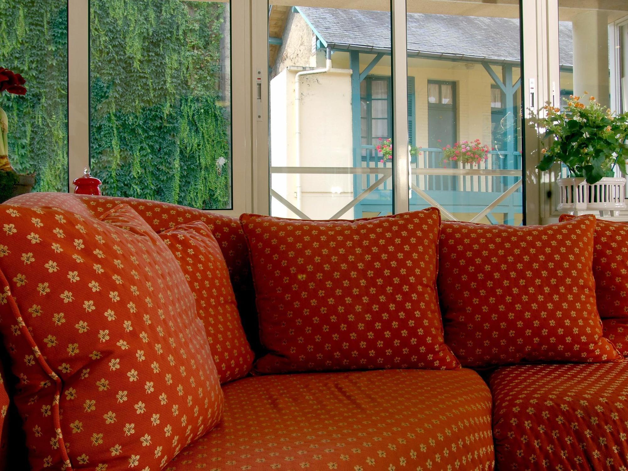 Hotel Restaurant Le Parc Moulins  Kültér fotó