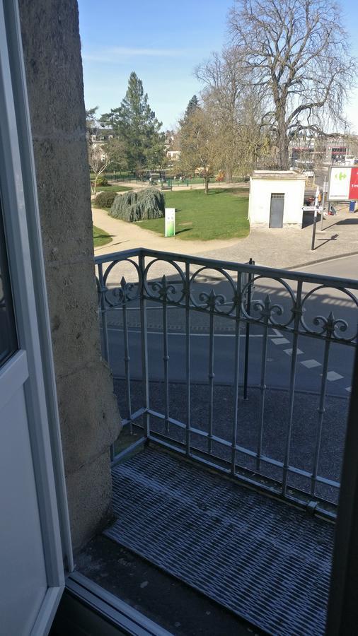 Hotel Restaurant Le Parc Moulins  Kültér fotó